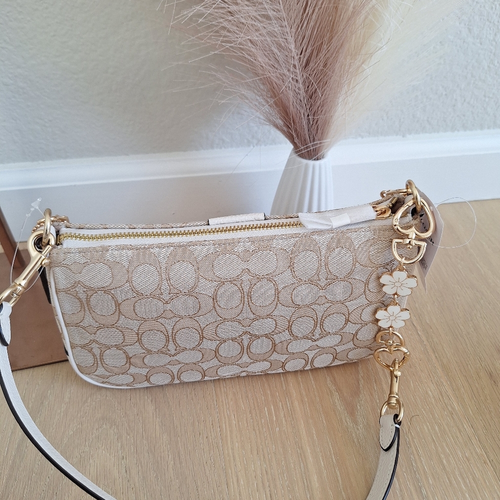 NWT Coach Lonnie Baguette crossbody In Signature Jacquard C8306 - Picture 10 of 11
